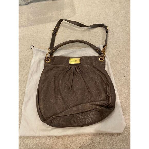 MARC BY MARC JACOBS Classic Q Hillier Hobo Bag - Picture 3 of 8